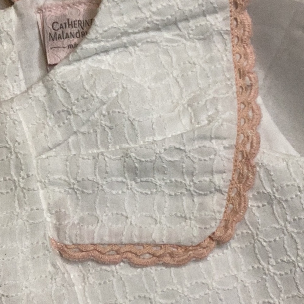 NWT CATHERINE MALANDRINO GIRLS MINI WHITE STITCH DESIGN PINK ACCENT DRESS SZ 2T - Picture 9 of 9